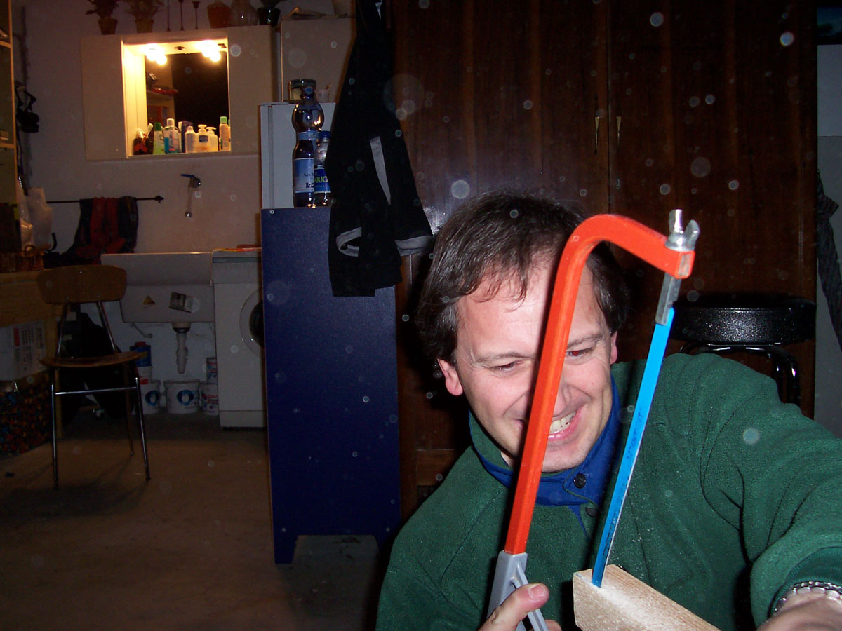 Roberto Gherlone building the new Loast studio (Thank You Roberto!)